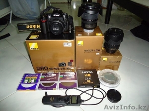 Nikon D90 DSLR камеры